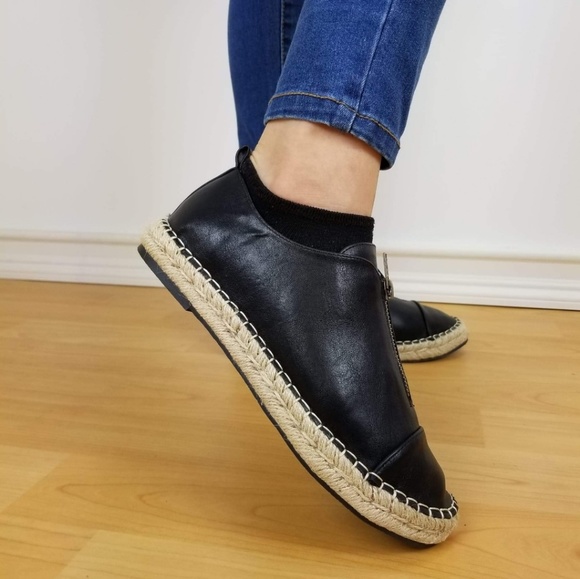 SALE! black slip on shoes - Picture 3 of 6